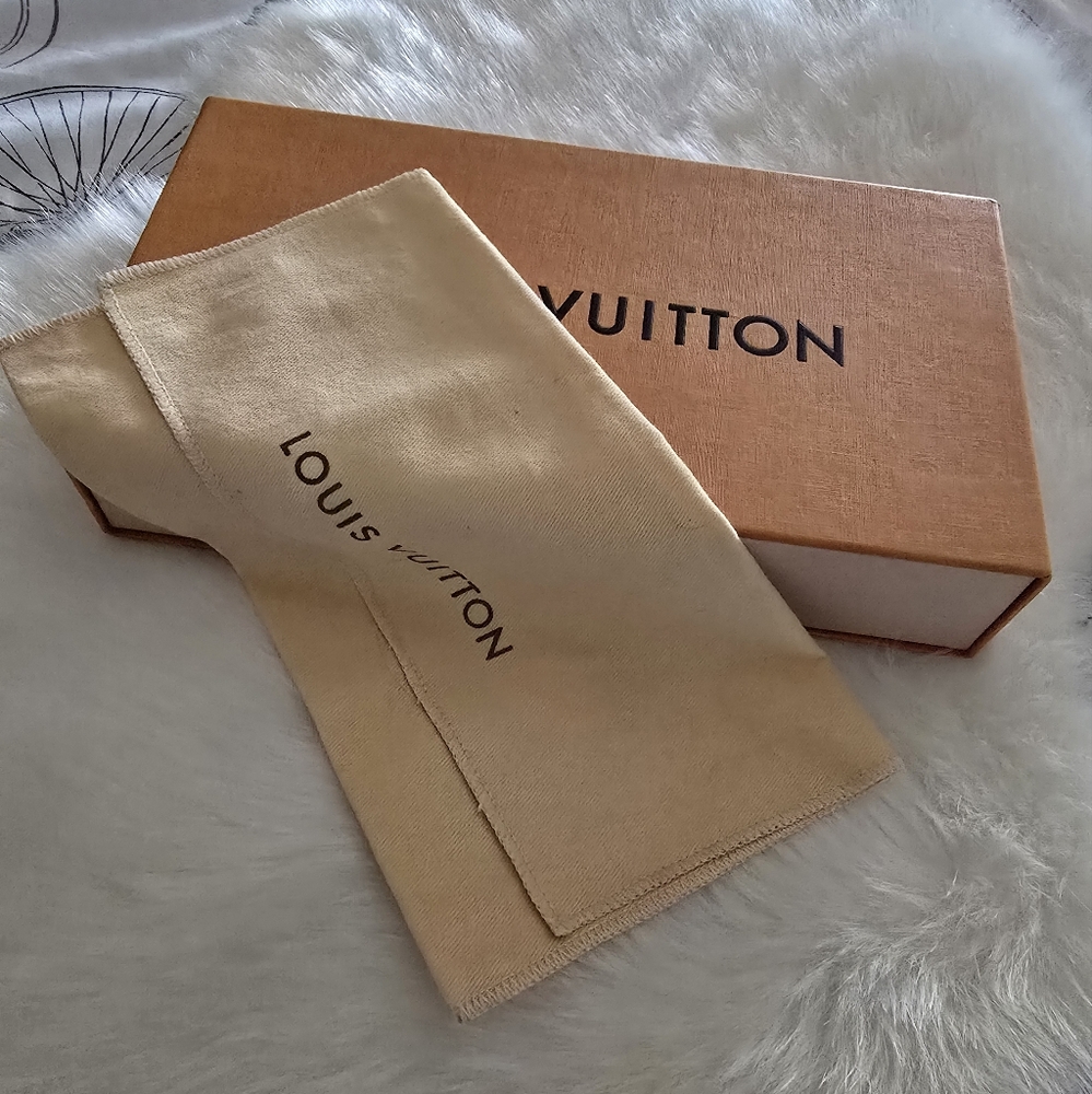 Louis Vuitton Dust Bag and Box for wallet - Picture 3 of 12